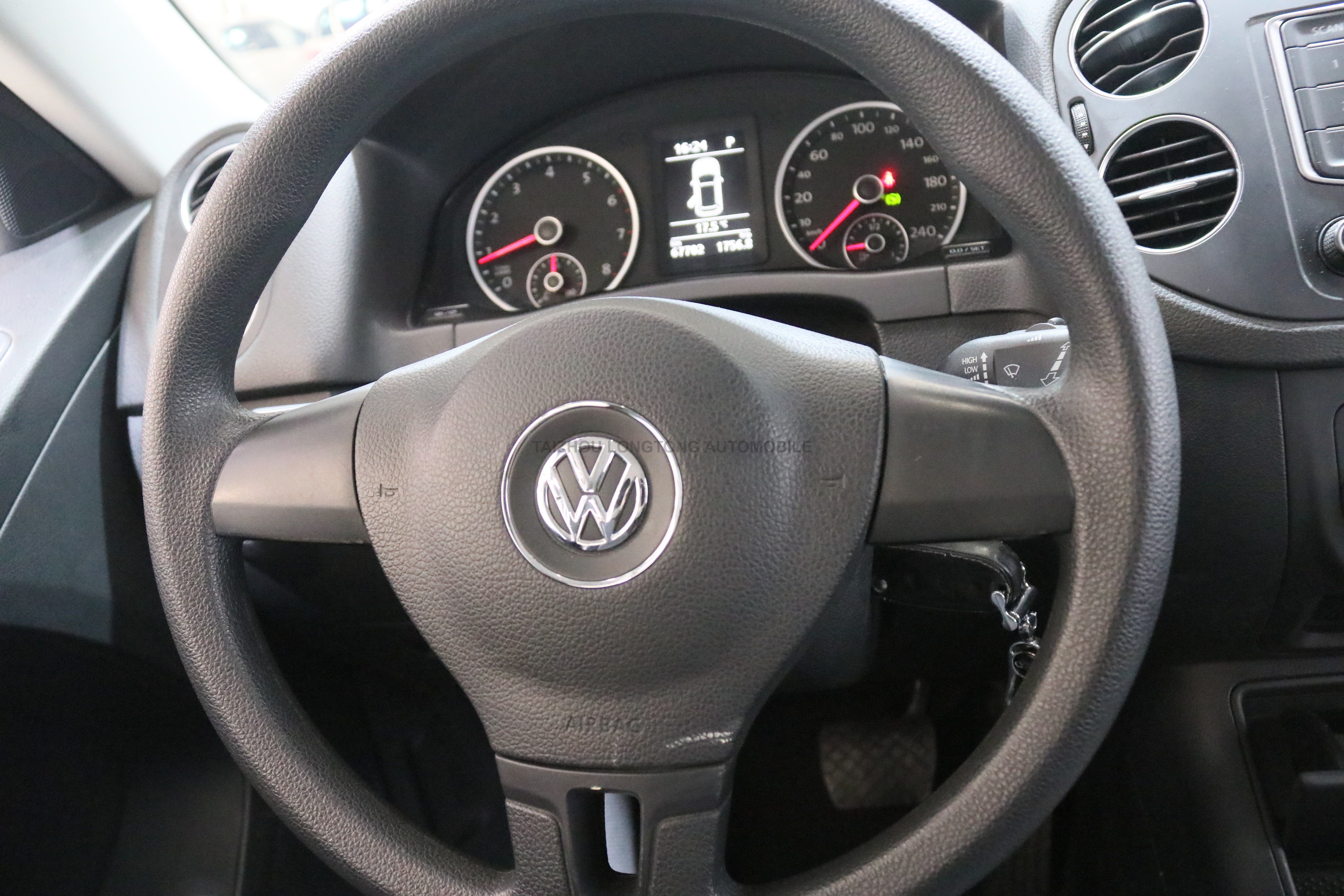 Used Volkswagen Tiguan L 2016 280TSI Auto 2 Wheel Drive Silkroad Fashion Version