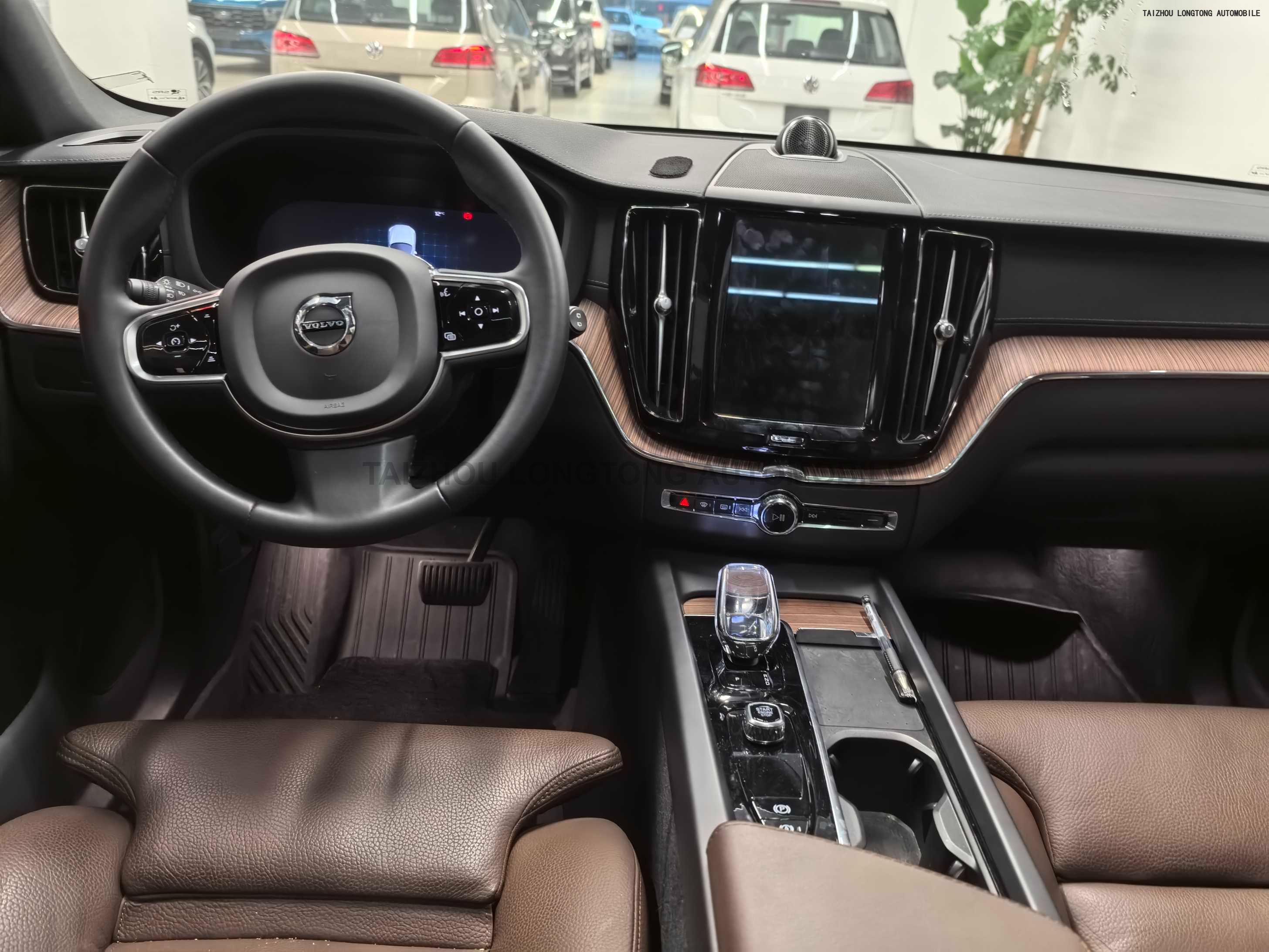 Used Volvo XC60 2022 B5 4-Wheel Drive Luxury Version