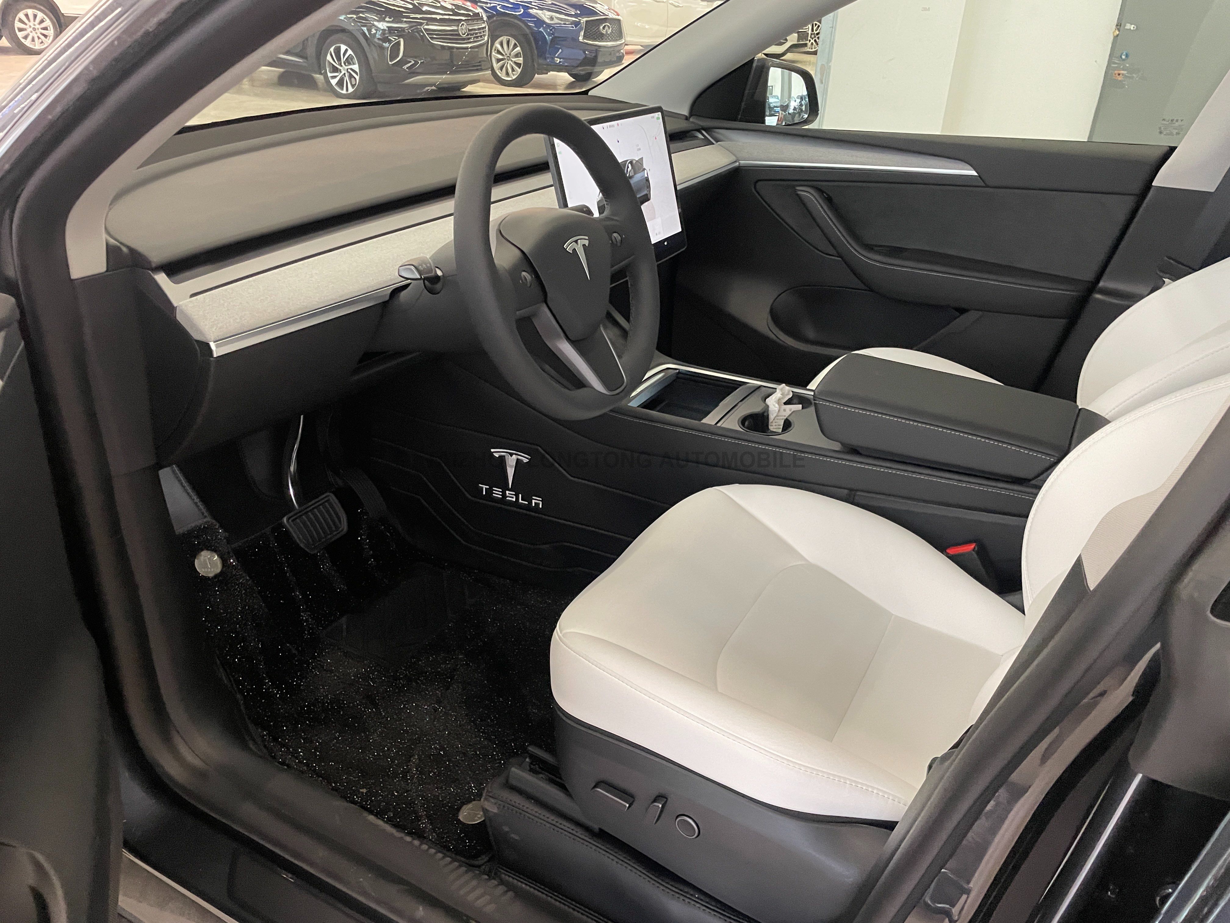 Used Tesla Model Y 2024 Rear-wheel Drive