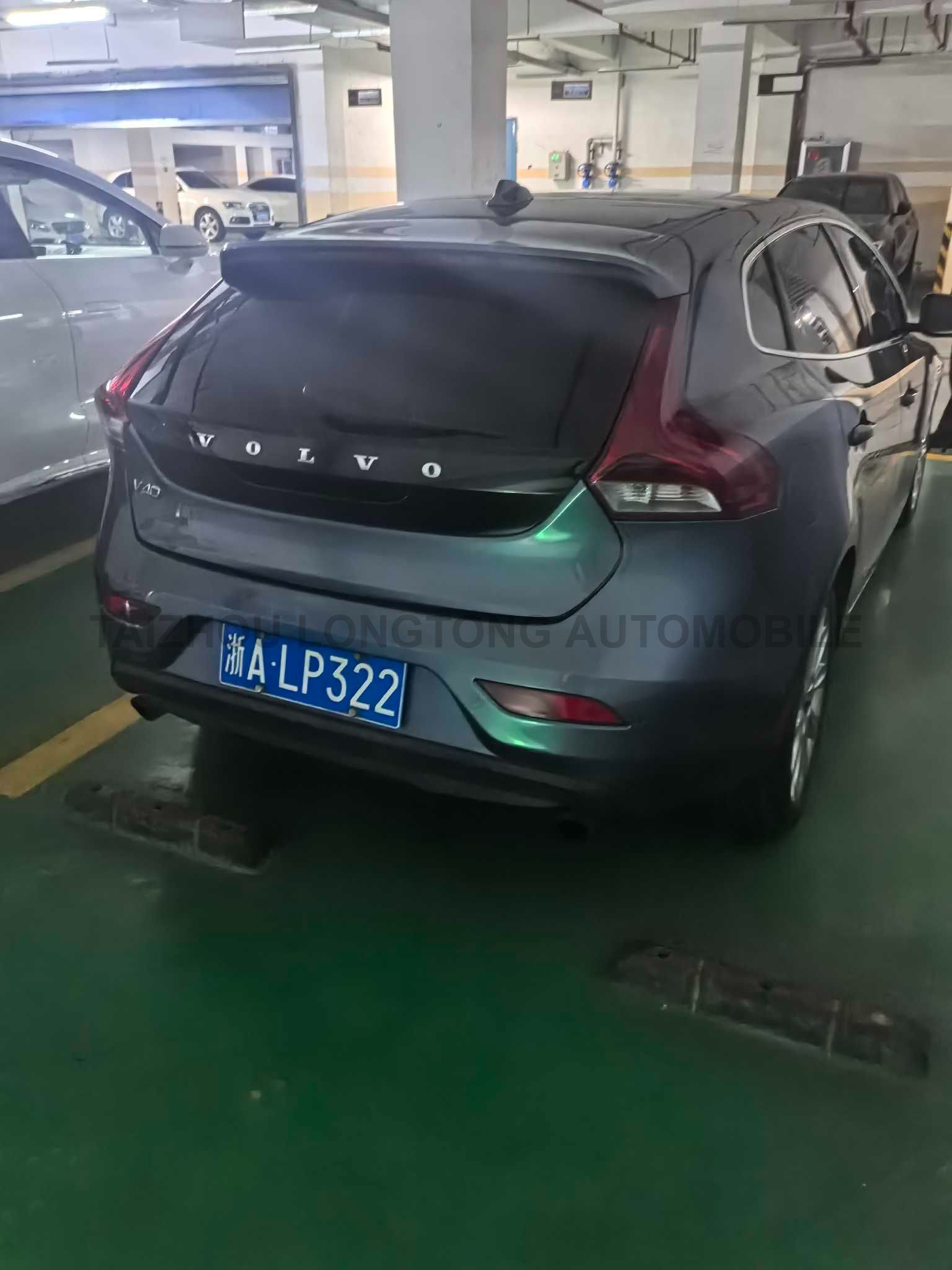 Used Volvo V40 2014 2.0T Lntelligent Elegant Version