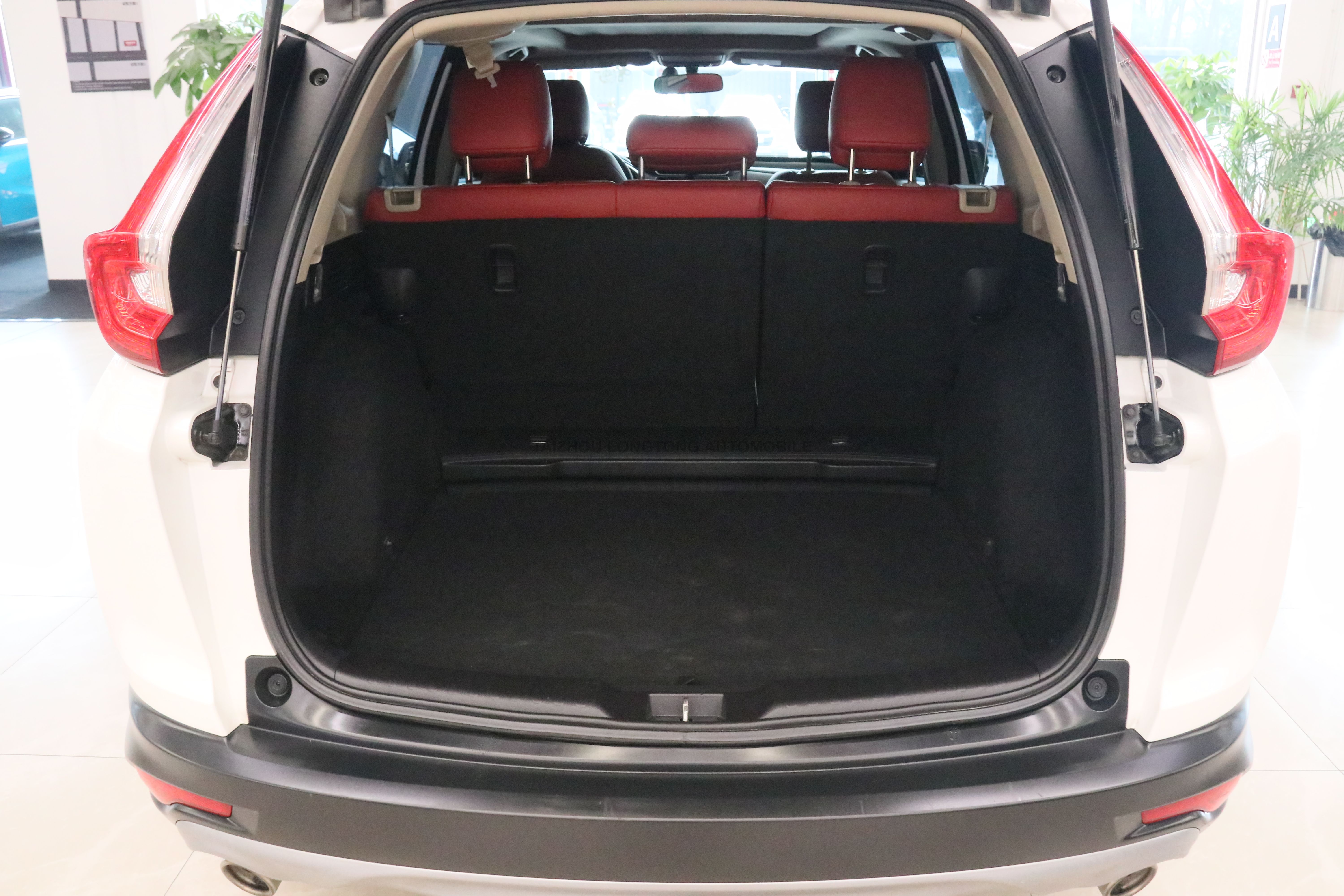Used HONDA CR-V 2019 240TURBO CVT 2 Wheel Drive Comfort Version China V Vehicle Emission Standards