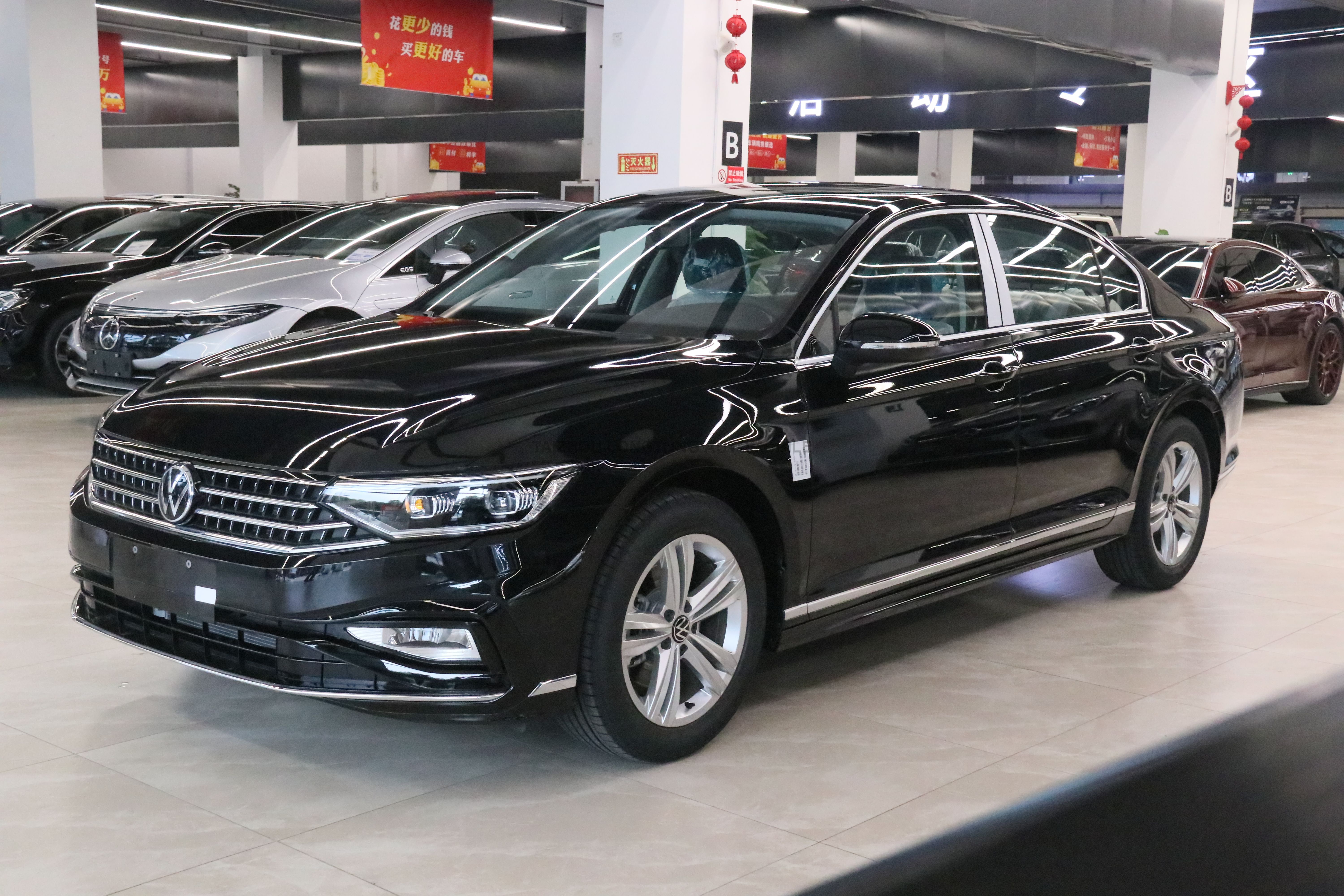 Used Volkswagen Magotan 2023 Two Million Commemorative Version 280TSI DSG Comfort Model