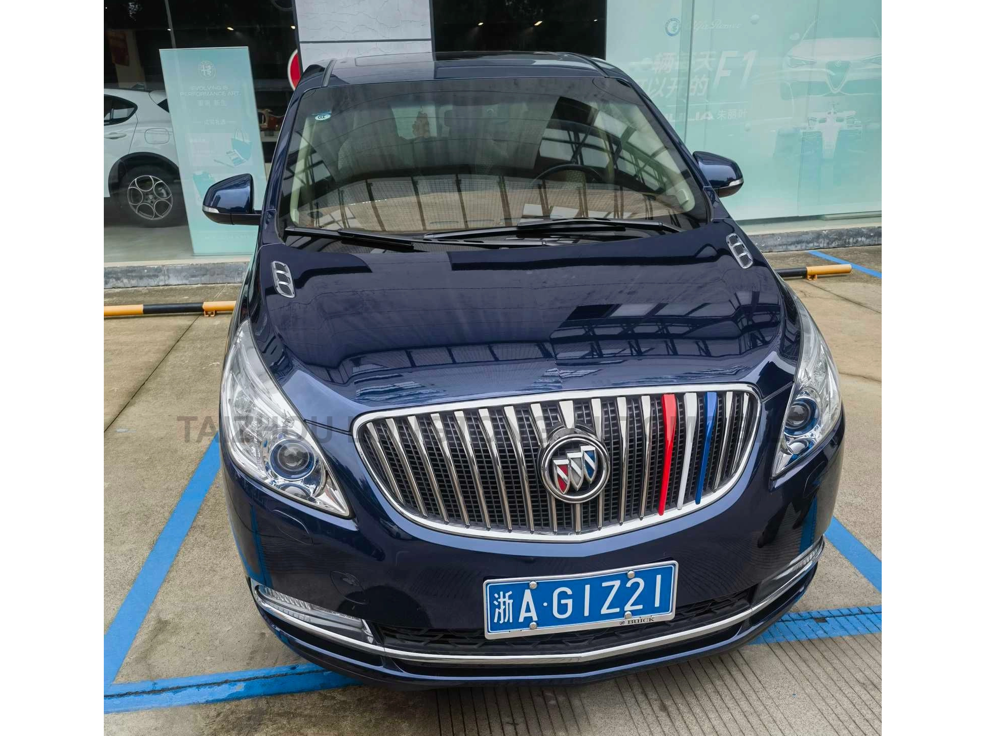 Used Buick GL8 2014 3.0L GT Luxury Business Version