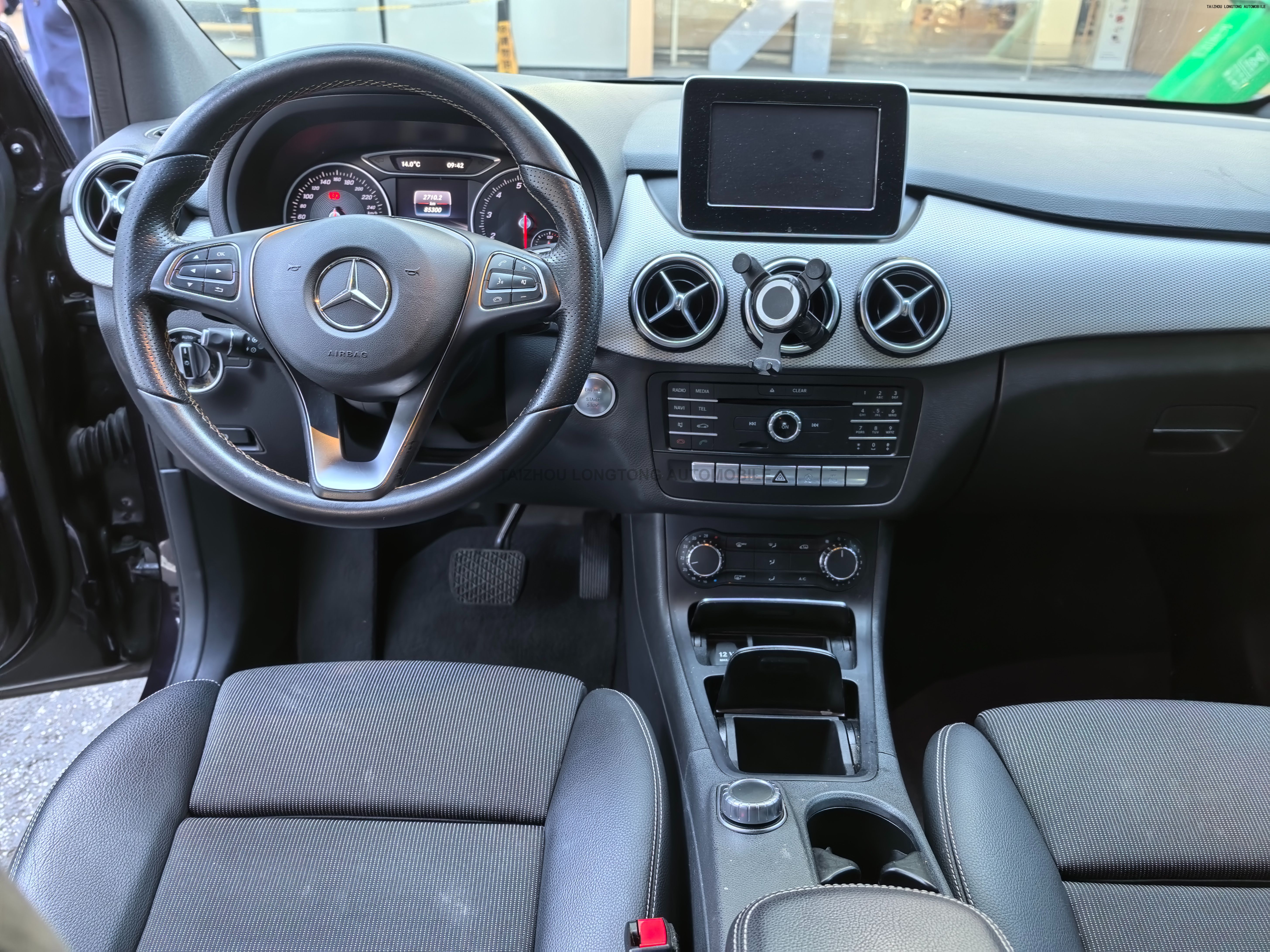 Benz B 2015 B 200 Dynamic Model