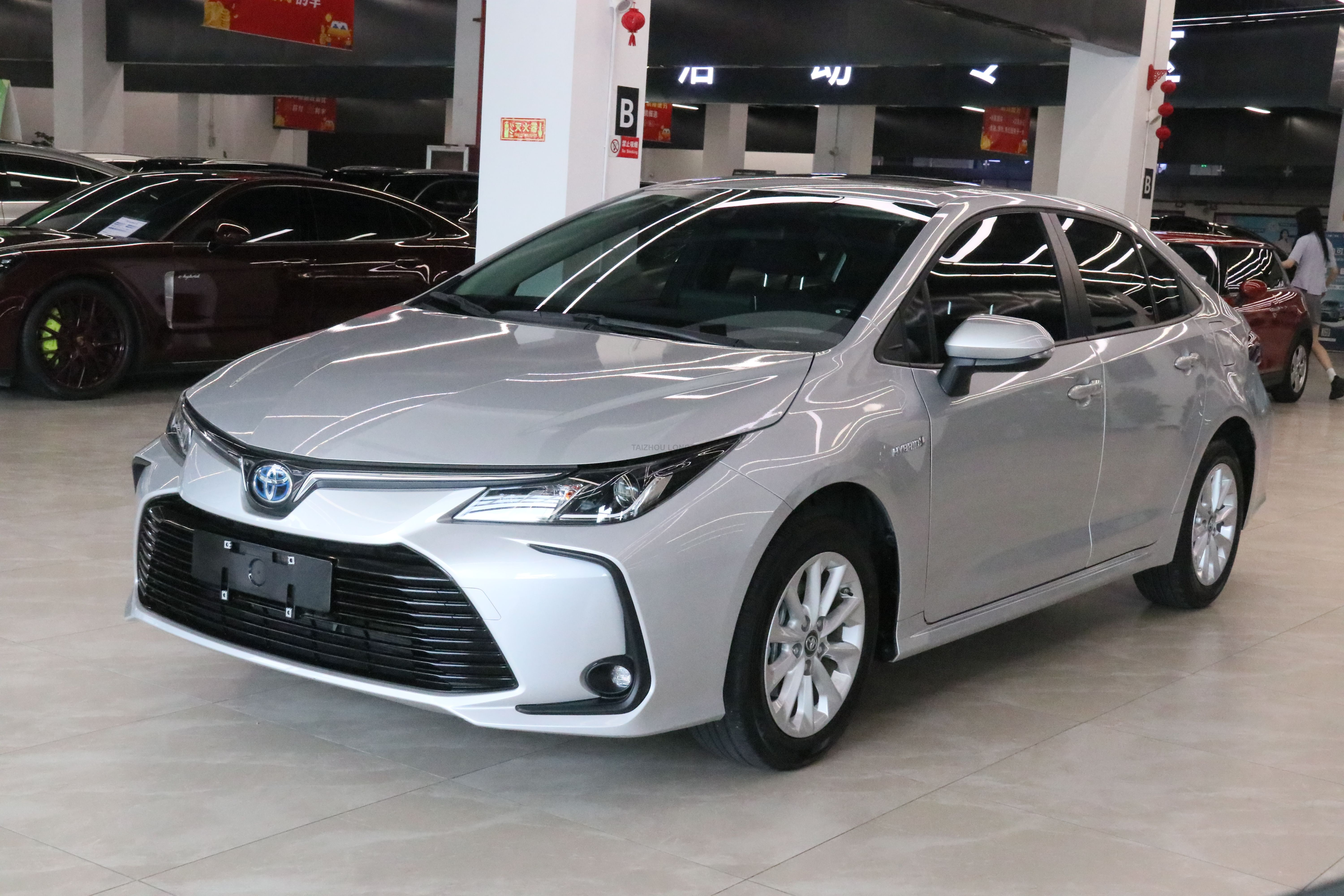 Toyota Corolla 2021 Hybrid 1.8L E-CVT Elite